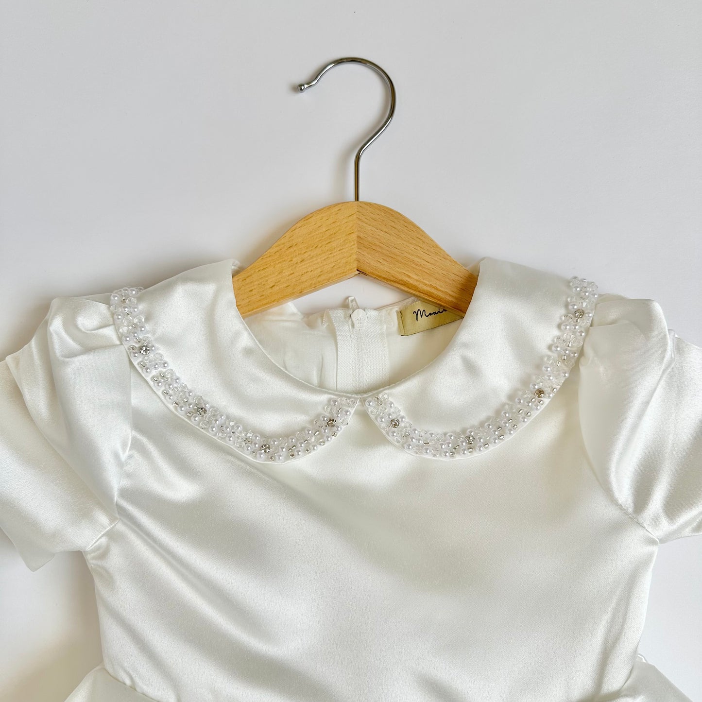 Vintage LUXE - White with Beaded Collar